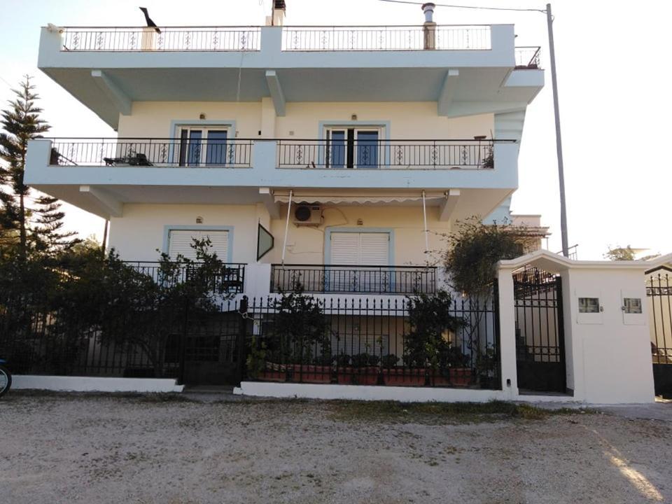 Ferienwohnung Alexadra'S House Κάτω Αλμυρή Exterior foto